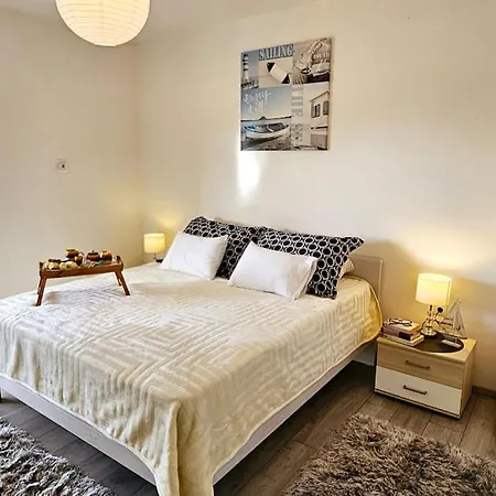 Apartment Ruscic Podstrana